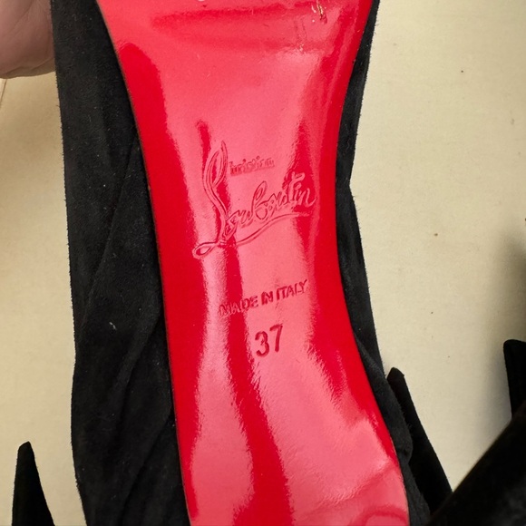 COPY - Christian Louboutin Rabakate Black Suede Pump with Bow - Picture 5 of 12